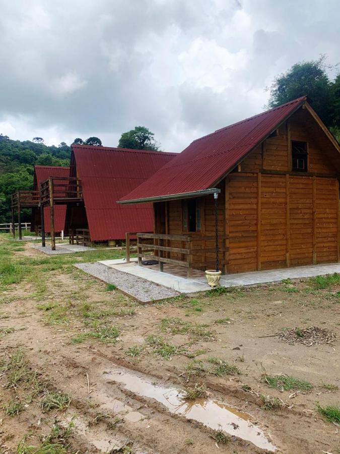 Pousada Pedra Da Mata Chales Na Montanha Munhoz Exterior photo